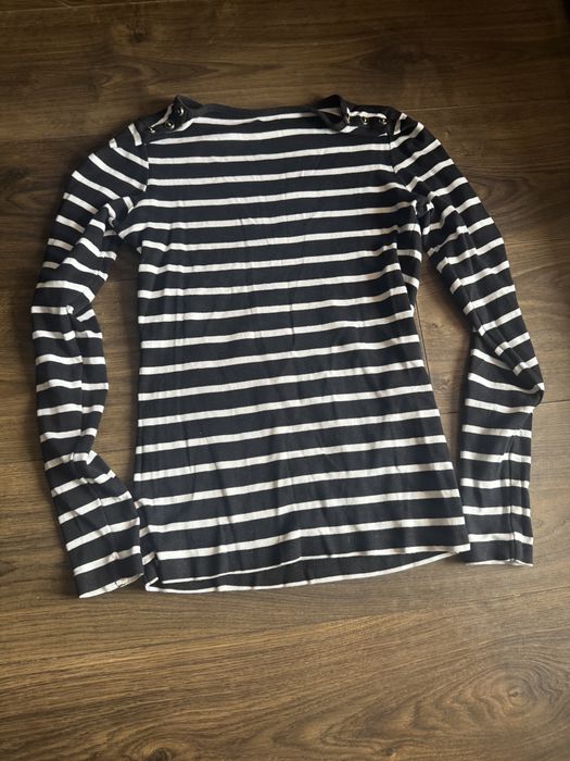 Bluzki damskie cena za 4 sztuki rozmiar m-L