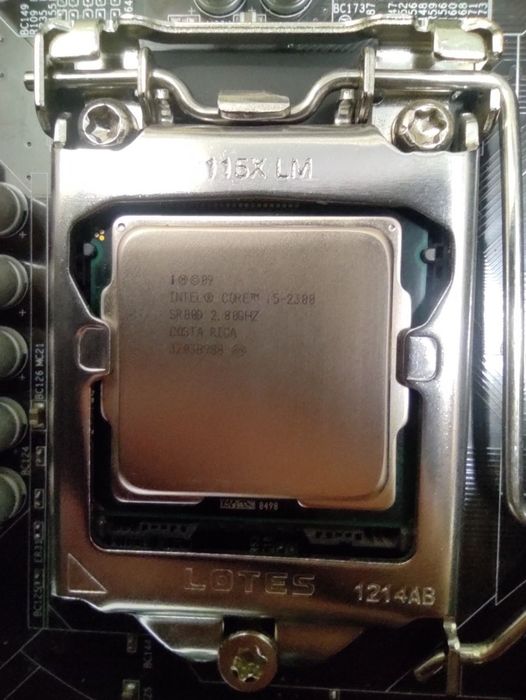Продам процессор Intel Core i5-2300 2.80GHz, s1155