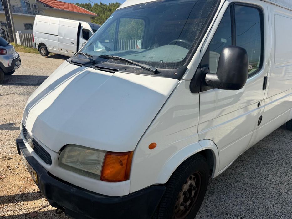Ford transit em bom estado