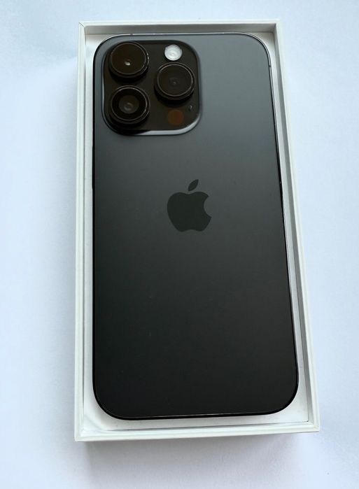 Продам б/у 14 pro