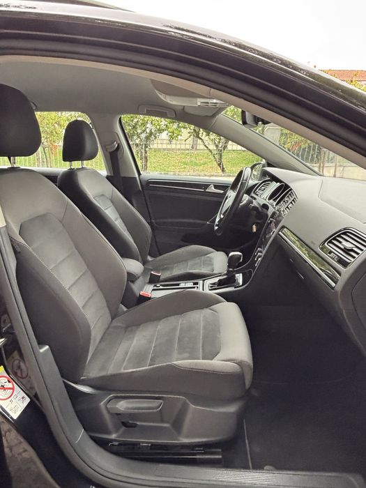 Volkswagen Golf Variant 1.6 TDI Highline DSG
