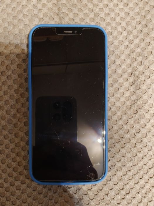 iPhone 12 64GB Blue + Etui