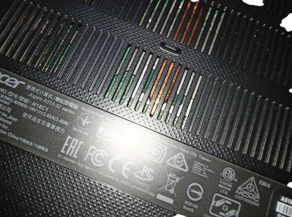 Acer Aspire 5 A515 - i5-8gen - 8Gb RAM 256GB NVMe