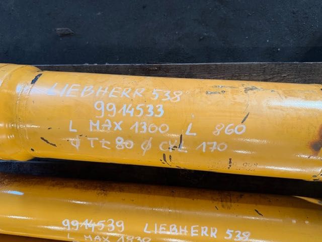ładowarka liebherr L 538 KOMPLET siłowników hydraulicznych używanych