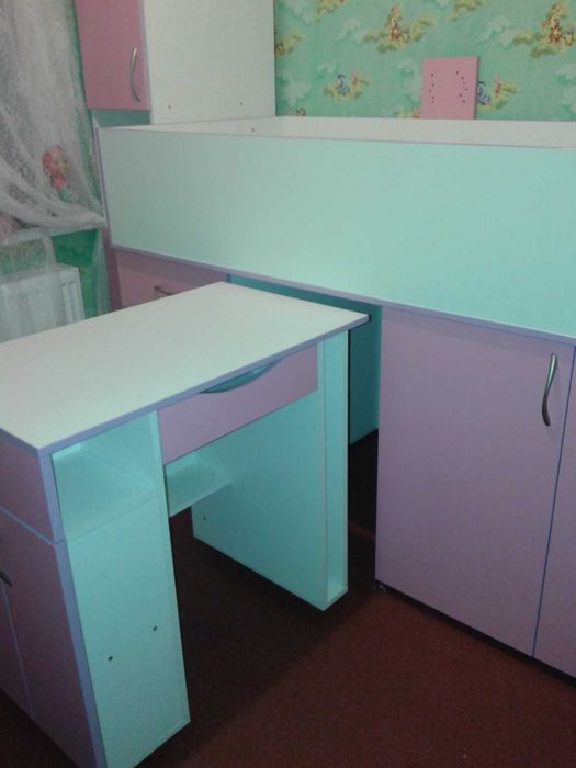 Ліжко дитяче для дівчинки