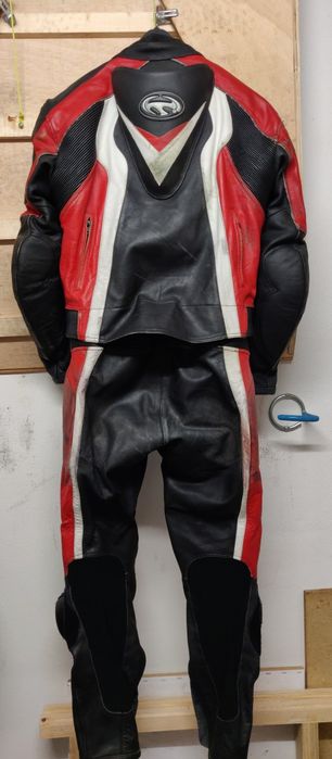 Fato Mota de 2 peças 48 + Luvas Alpinestars SP-8 L