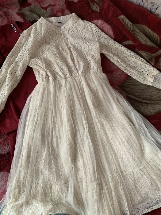 2 сукні на с святкові