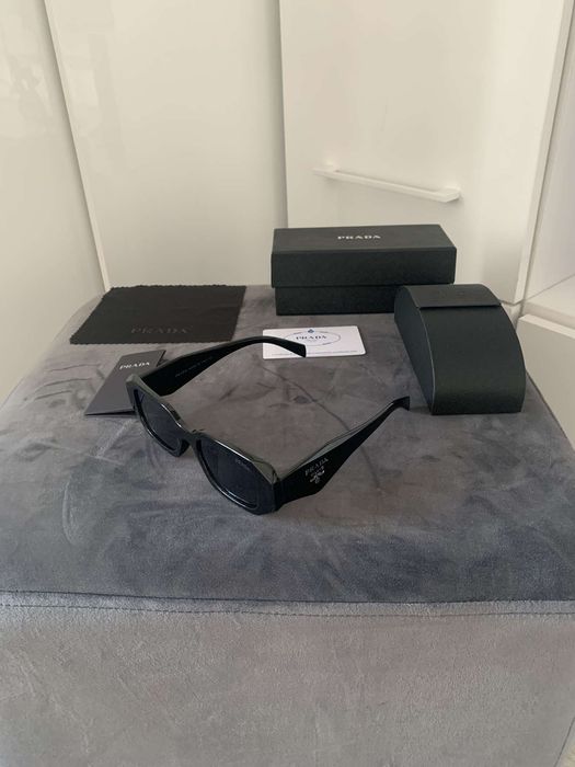 Okulary przeciwsłoneczne PRADA