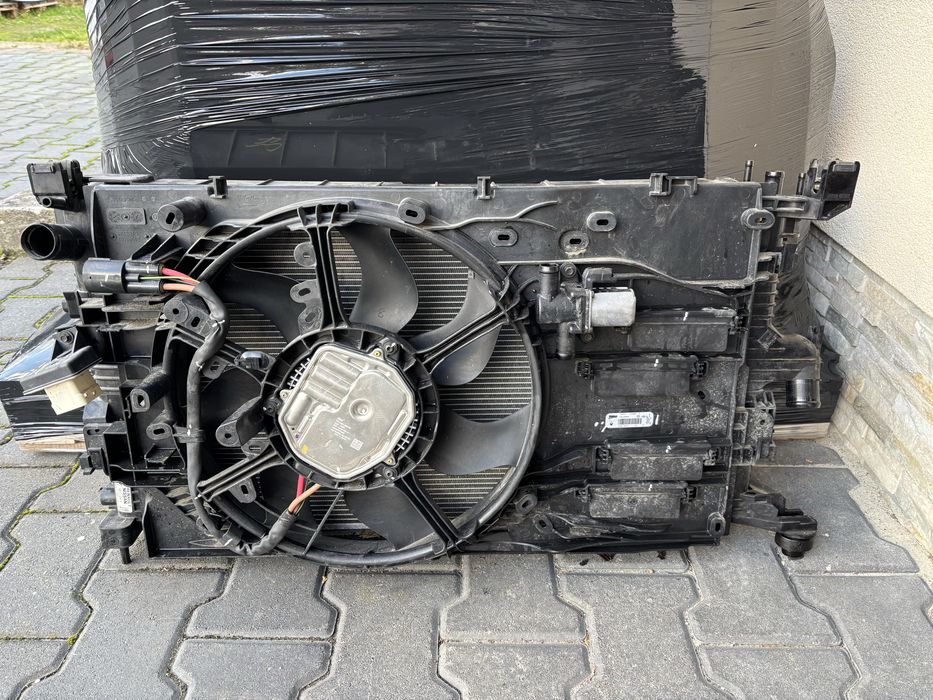 Renault express 1,5 dci 1.3 pas przedni komplet chlodnic wentylator