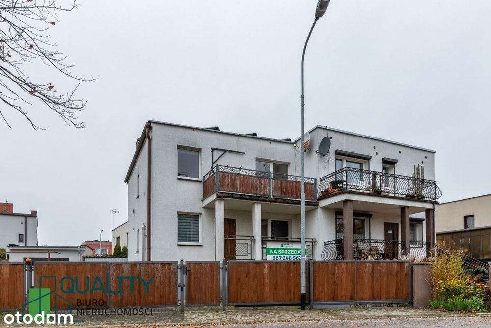 Przestronny dom bliźniaczy osiem pokoi Szamotuły