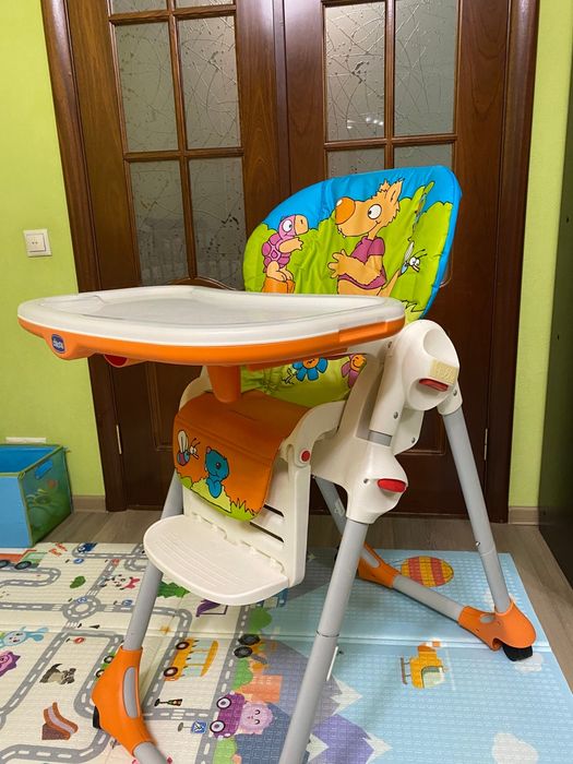 Столик для годування