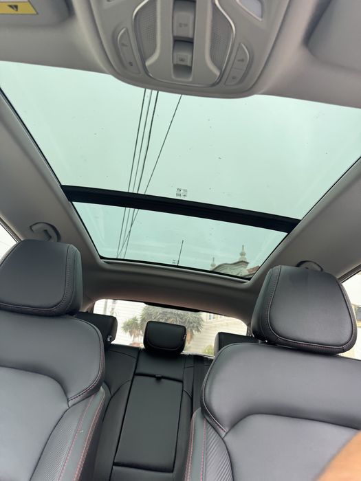 MG ZS Luxury com 16.000 kms