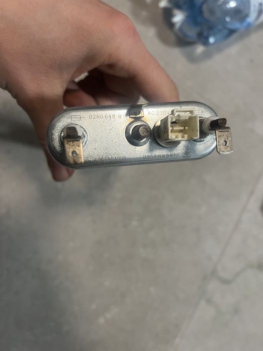 Тен 0260648R знятий з прально сушильної Беко Beko