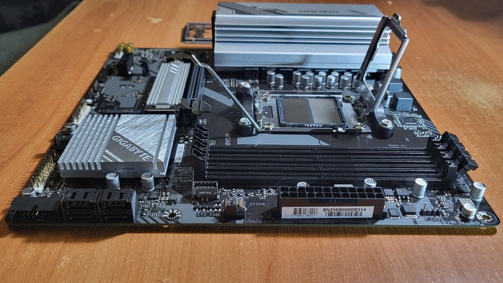 Gigabyte b650m gaming plus wifi