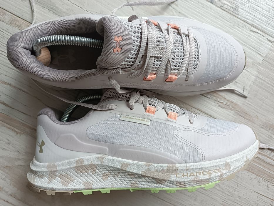 Buty do biegania Under Armour 42r