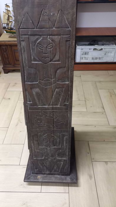 Komoda wzory egipskie azteckie wysokość 107cm trójkąt antyk