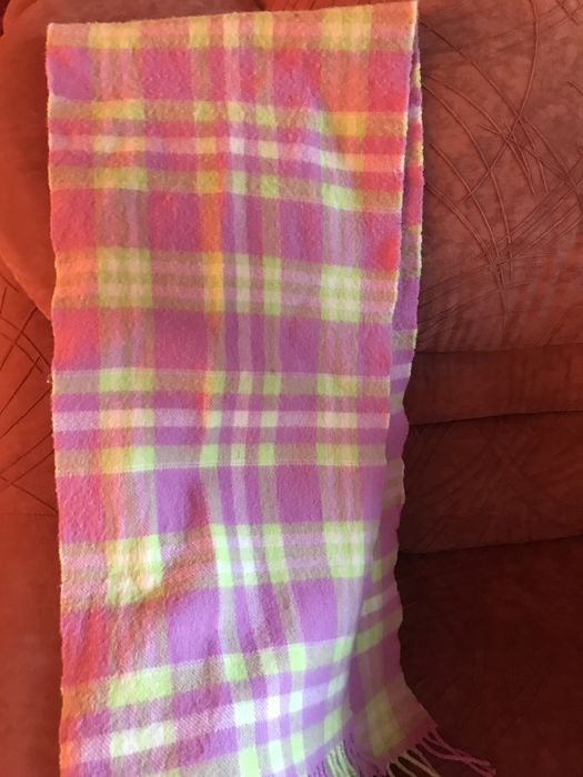 Яскравий шерстяний шарф з натуральноі шерсті scotland  100% lamb wool