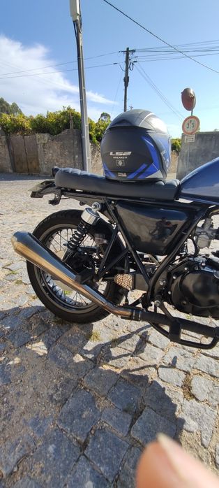 Mash Seventy Five 125 café racer