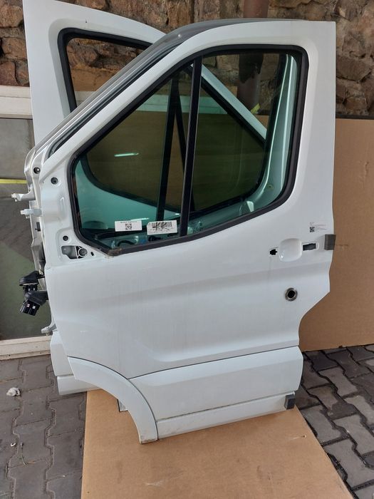 Drzwi przednie lewe ford transit mk8