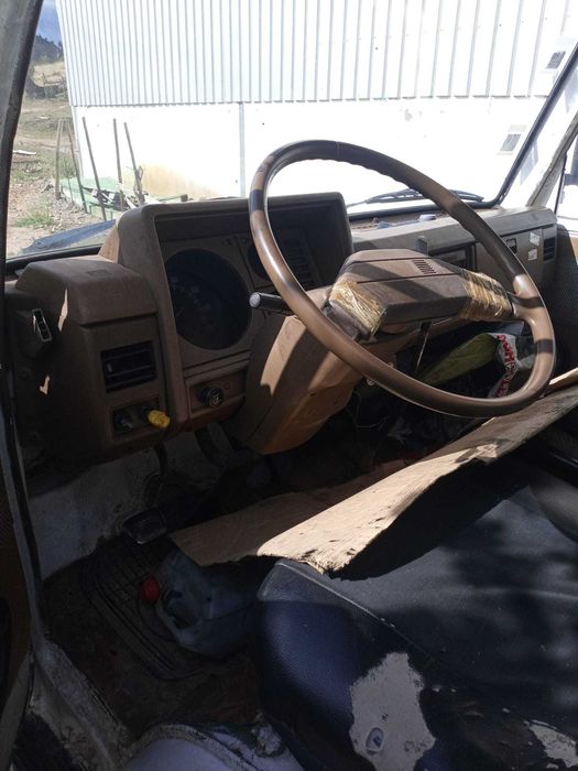 Nissan Cabstar  F22 - 1983