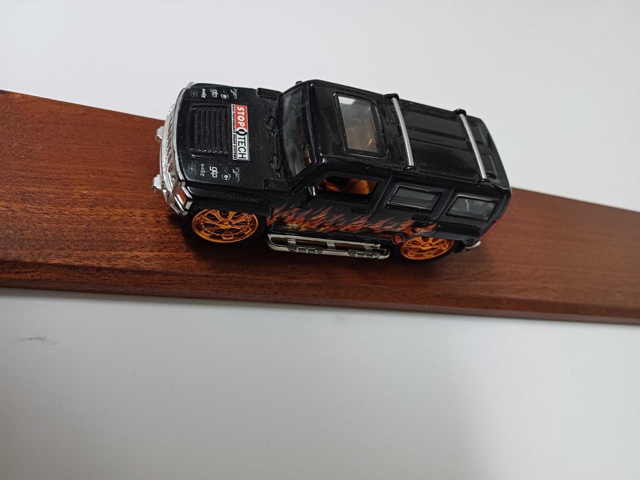 Hummer H3 2007 escala 1/43