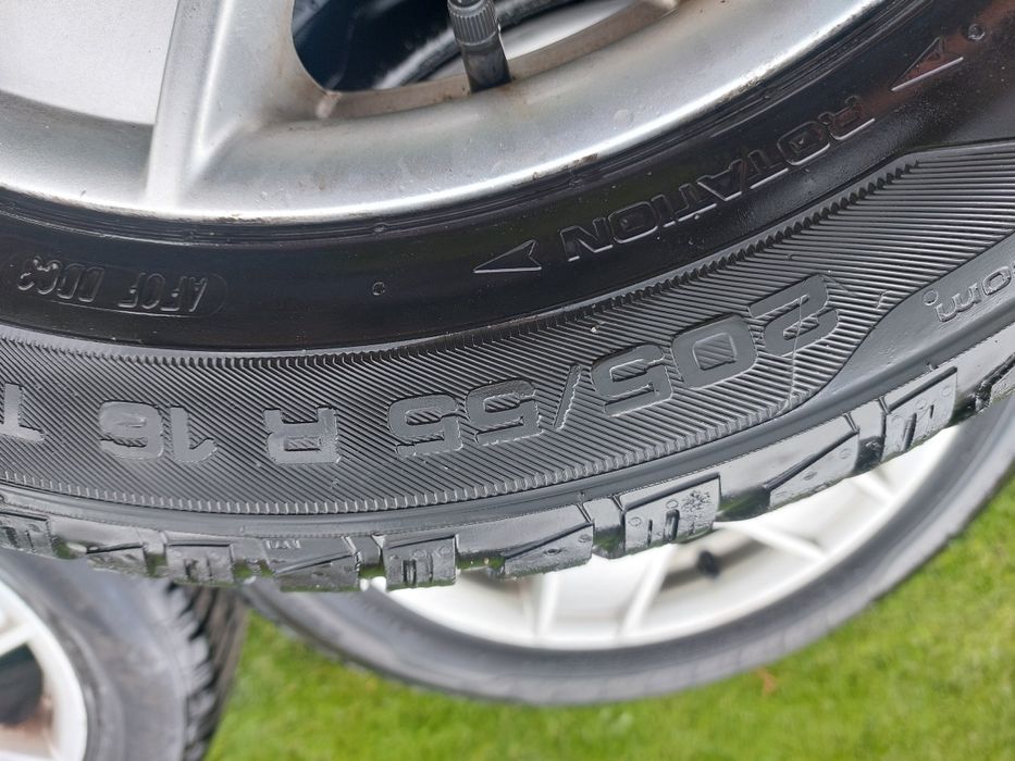 Koła zimowe 205 55 r16 uniroyal do toyota avensis t25/ vw bora/golf