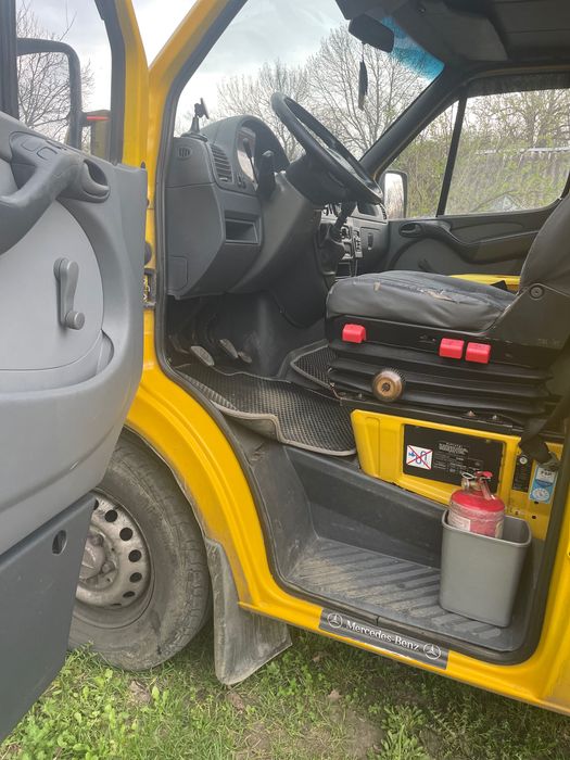 Бус Mercedes Sprinter