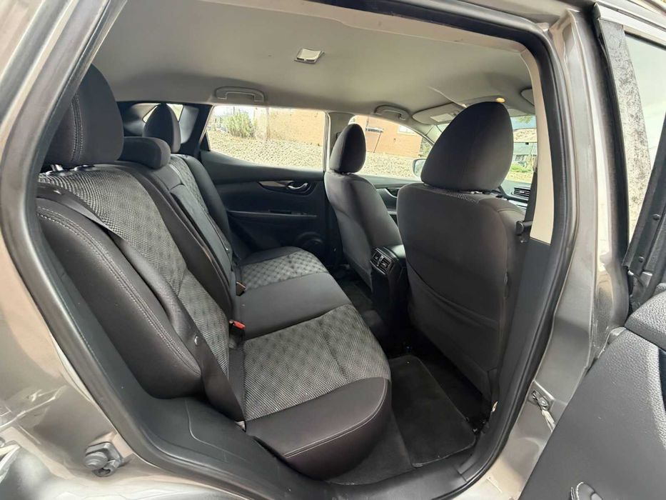 Nissan Rogue      2018