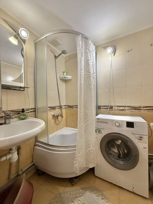 Сдам 2 комнатную квартиру по адресу Семена Палия 72/1