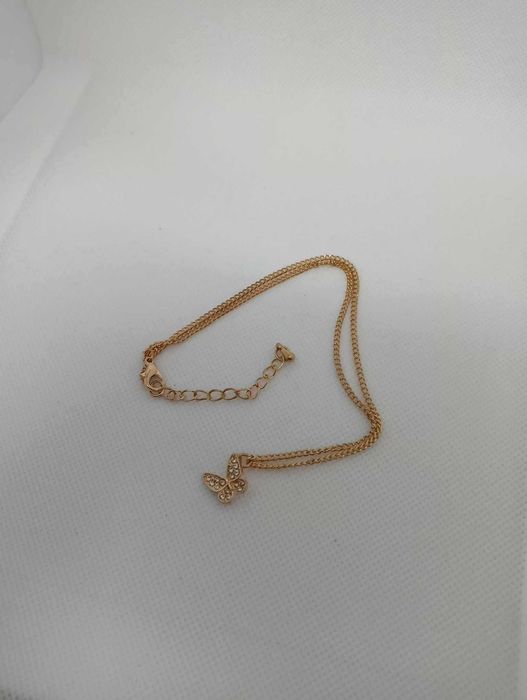 Złoty naszyjnik wisiorek motyl