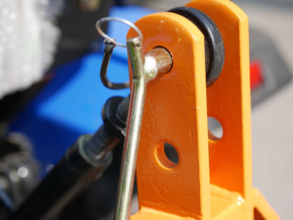 Garfo Porta Paletes 300kg p/Trator Compacto (Novo)-D-300 *IVA INCLUSA*