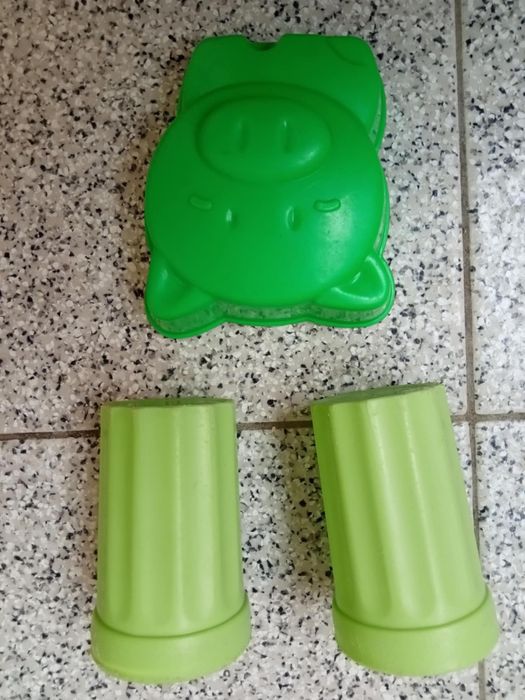 Brinquedos de praia variados