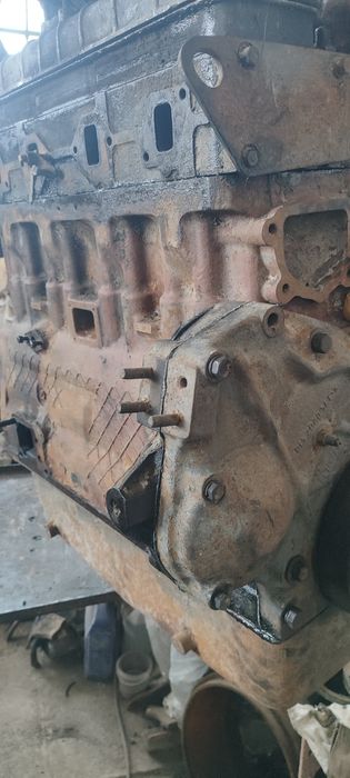 Продам    двигун