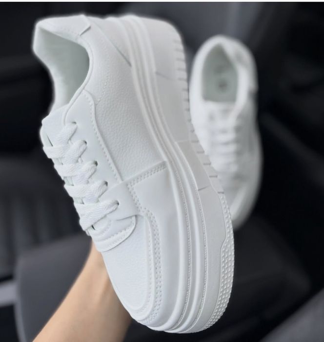 Кросівки білі на платформі 39,40,41