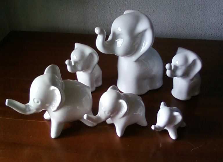 Kolekcja słoników ceramicznych