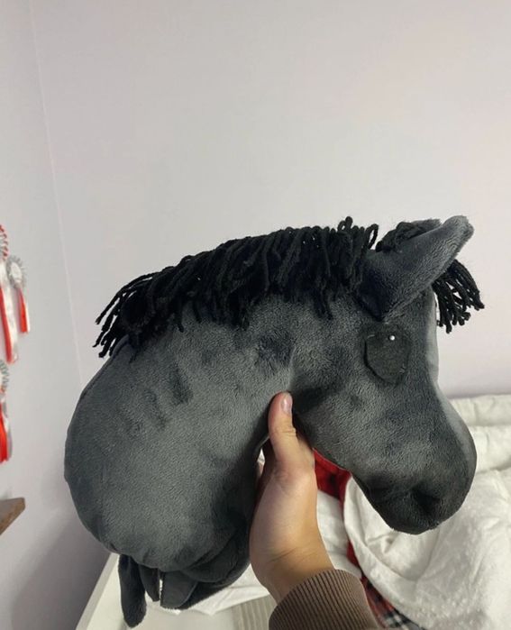 szary hobby horse