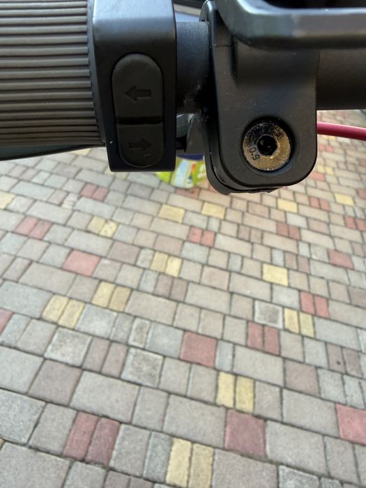 Електро самокат xiaomi