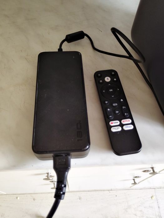 Projektor multimedialny