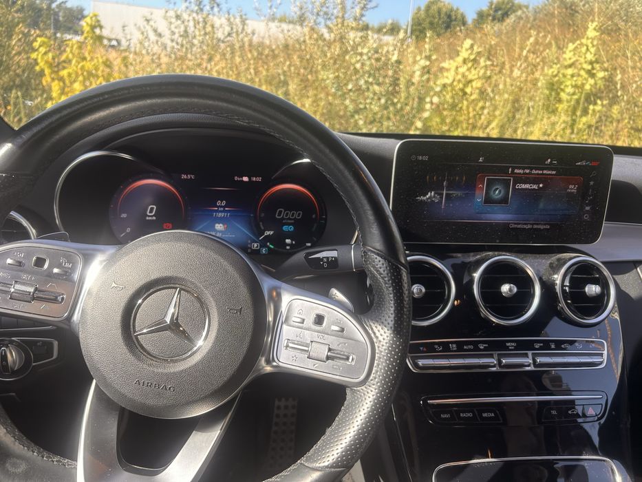 Mercedes-Benz C 300 — fotografia 4