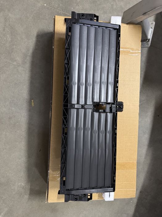 жалюзи без мотора Ауди ку7 audi q7  4m0121219b 18