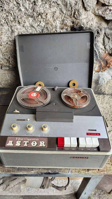 Rádio Gravador Philips