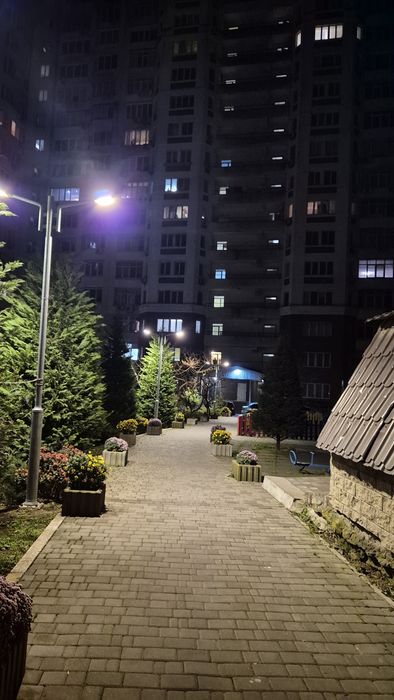 Сдаю  1 но комнатную, тёплый кирпичный дом
