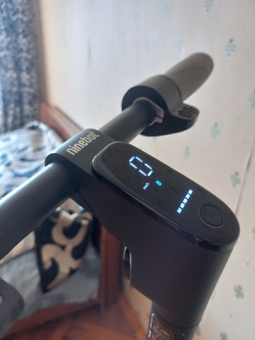Электросамокат Ninebot
