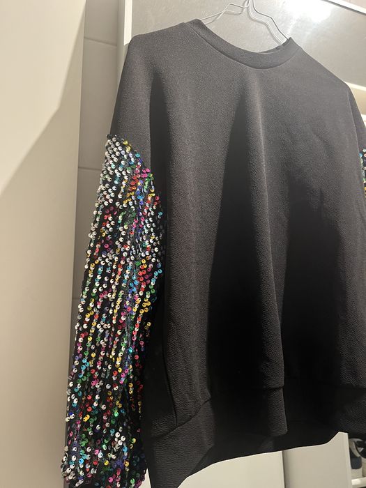Blusa Lantejoulas preto tamnho S