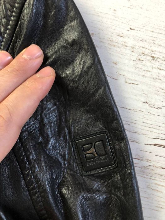 Шкіряна куртка hugo boss оригінал