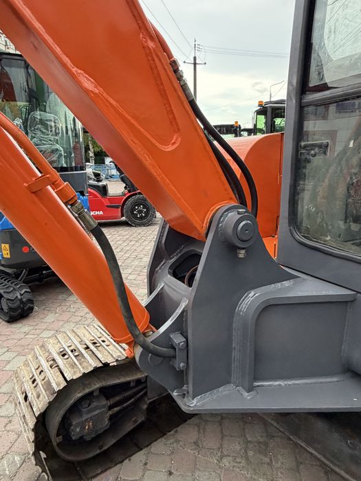 Екскаватор Doosan 55 V