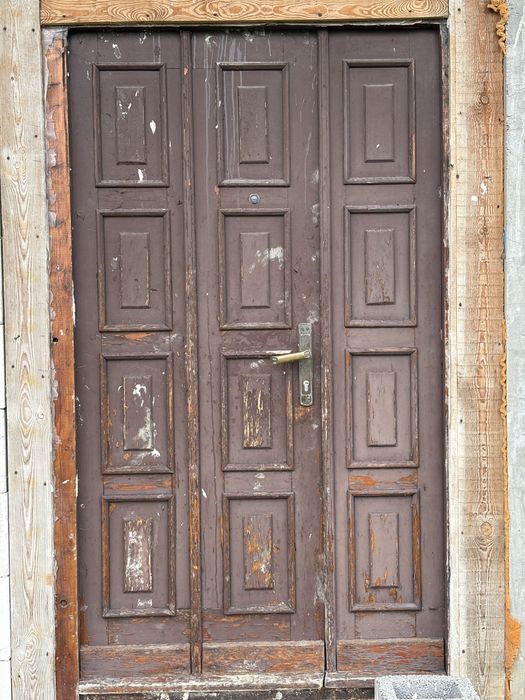 Stare drzwi drewniane 1,28 x 2,08