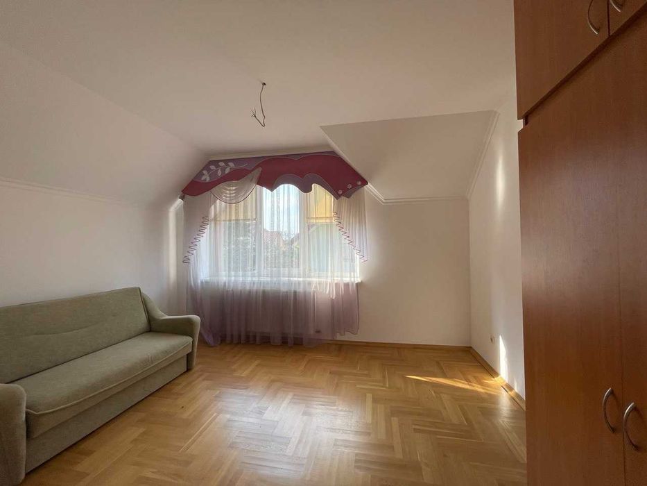 Продається шикарний будинок біля Івано-Франківська!