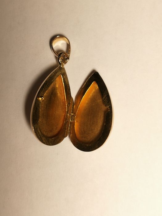 Pendente em ouro 19,2k forma de gota 4,07g