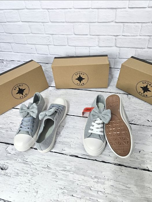 Nowe trampki damskie z kokardą